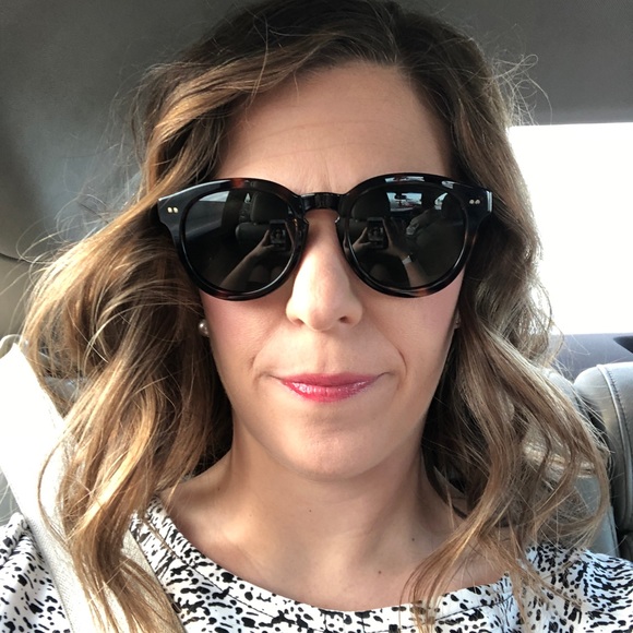 Meet your Posher, Allie - Picture 2 of 8